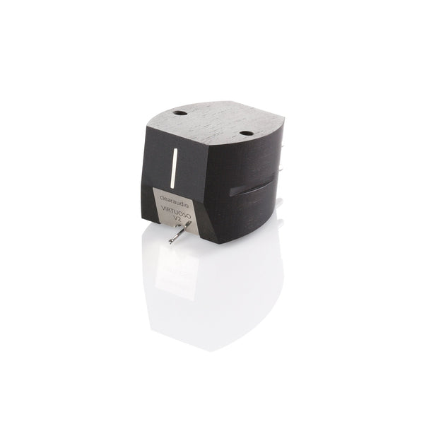 Clearaudio Virtuoso V2 Moving-Magnet-Tonabnehmer Schrägansicht, Ebenholzgehäuse mit Typenschild