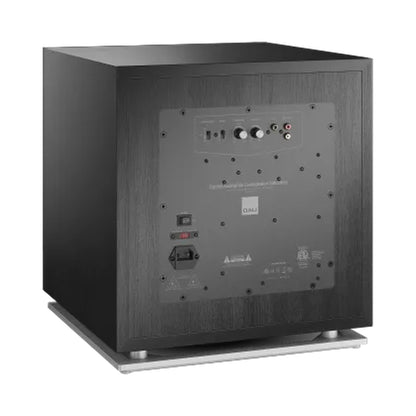 DALI Sub K-14 F Aktiv-Subwoofer Schwarz Schrägansicht von hinten mit Anschlussfeld