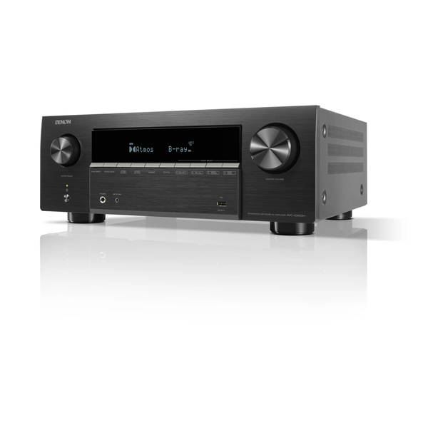 Denon AVC-X3900H 9.4-Kanal AV-Receiver in Schwarz Schrägansicht mit Display und Lautstärkeregler