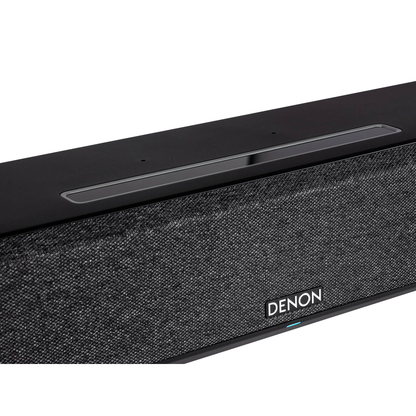 Denon Home Sound Bar 550 Soundbar Detailansicht Gehäusekante und Logo