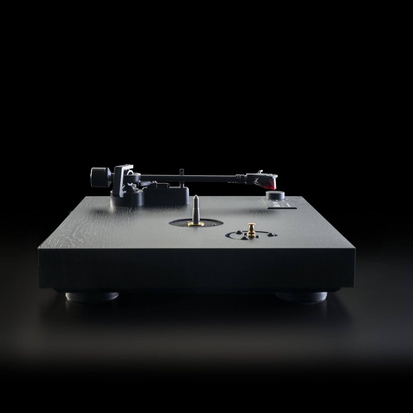 Dual CS 518 Plattenspieler Detailansicht Tonarm mit Gegengewicht und Anti-Skating-Einstellung