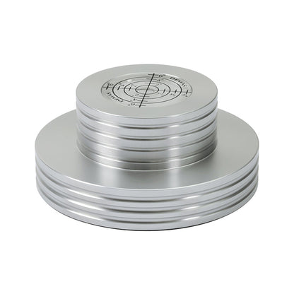 Dynavox PST300 Plattengewicht Stabilizer Silber Schrägansicht mit Libelle auf der Oberseite