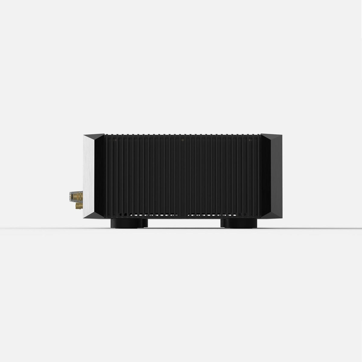 Eversolo AMP-F10 Stereo-Endverstärker Seitenansicht mit Kühlrippen