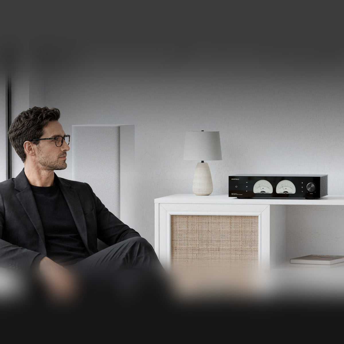 Eversolo DMP-A8 Gen 2 Netzwerk-Streamer Schwarz Lifestyle im Wohnraum