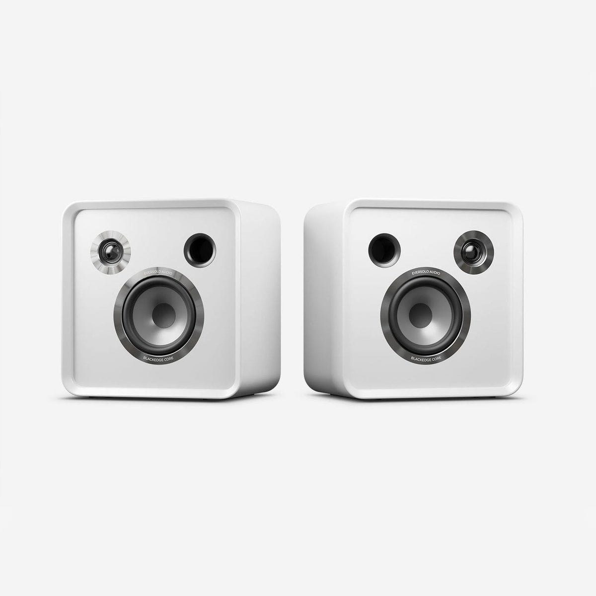 Eversolo SE100 Regallautsprecher Weiss Stereopaar Frontansicht ohne Abdeckung