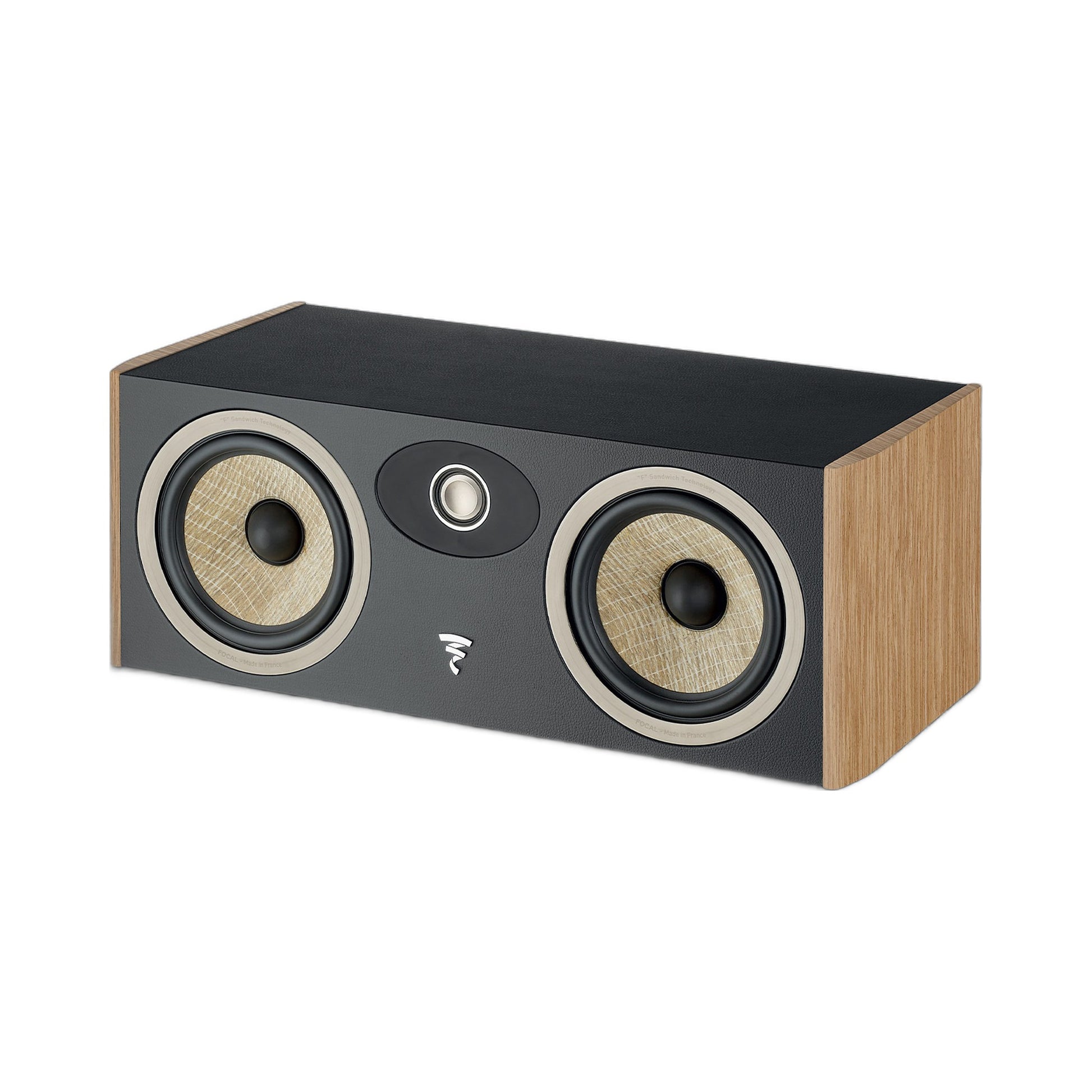 Focal Aria EVO X Center-Lautsprecher Nussbaum Schrägansicht ohne Abdeckung