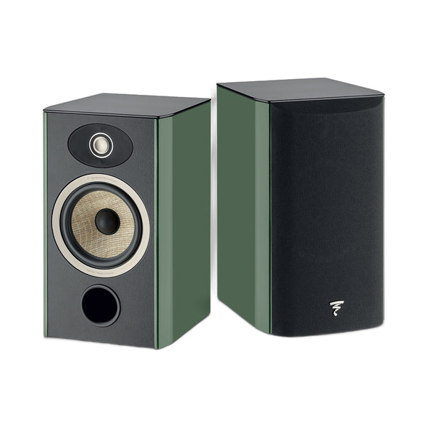 Focal Aria EVO X N°1 Regallautsprecher Moosgrün Hochglanz Stereopaar, links ohne, rechts mit Abdeckung