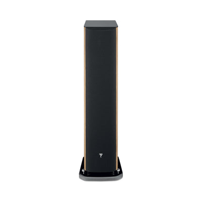 Focal Aria EVO X N°2 Standlautsprecher Nussbaum Frontansicht mit Abdeckung
