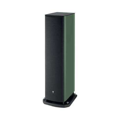 Focal Aria EVO X N°4 Standlautsprecher Moosgrün Hochglanz Schrägansicht mit Abdeckung