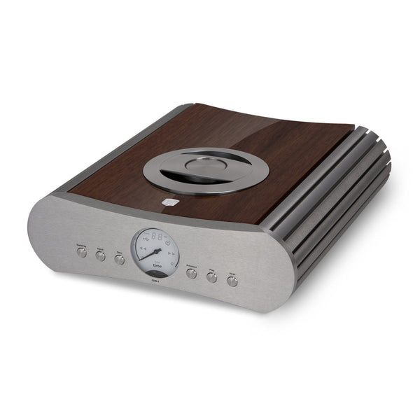 Gato Audio CDD-1 AE CD-Player & DAC Nussbaum Hochglanz Schrägansicht mit Slot-Laufwerk und analogem Display