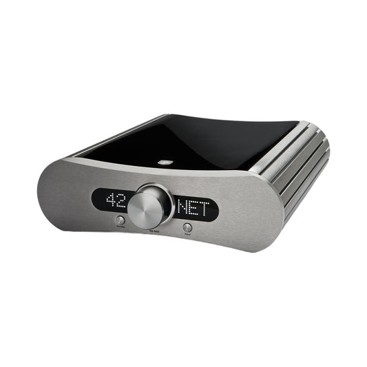 Gato Audio DIA-400S NPM Streaming-Verstärker Schwarz Hochglanz mit Aluminiumfront, Schrägansicht