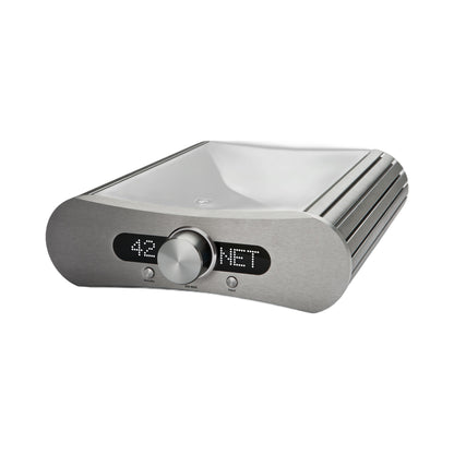 Gato Audio DIA-400S NPM Streaming-Verstärker Weiss Hochglanz mit Aluminiumfront, Schrägansicht