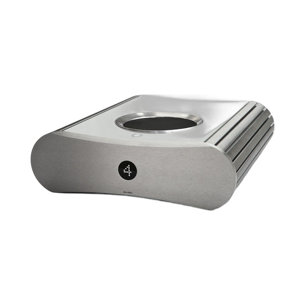 Gato Audio DPA-4004 Mehrkanal-Endverstärker Weiss Hochglanz Schrägansicht