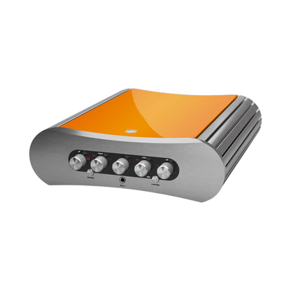 Gato Audio PPA-1 Phono-Vorverstärker Wunschfarbe Hochglanz Schrägansicht, Deckplatte in Orange lackiert