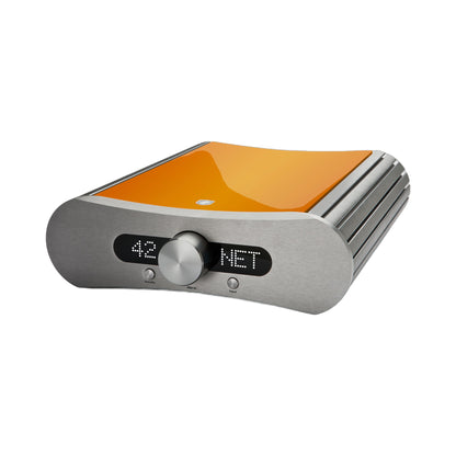Gato Audio PRD-3S NPM Streaming-Vorverstärker Wunschfarbe Hochglanz Schrägansicht