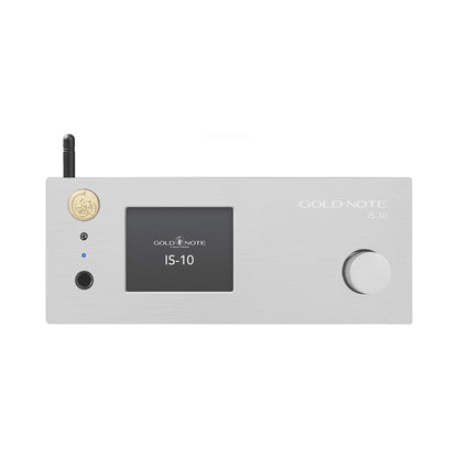 Gold Note IS-10 Streaming-Vollverstärker Silber Frontansicht mit Display und Lautstärkeregler