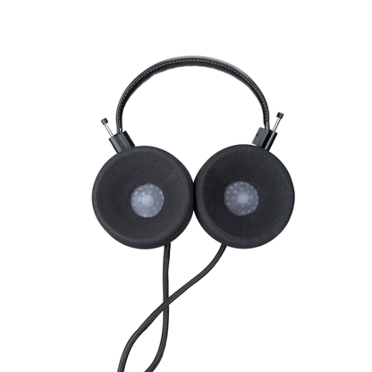 Grado Classic GS1000 Open-Back-Kopfhörer Rückansicht mit Ohrpolstern aus Schaumstoff