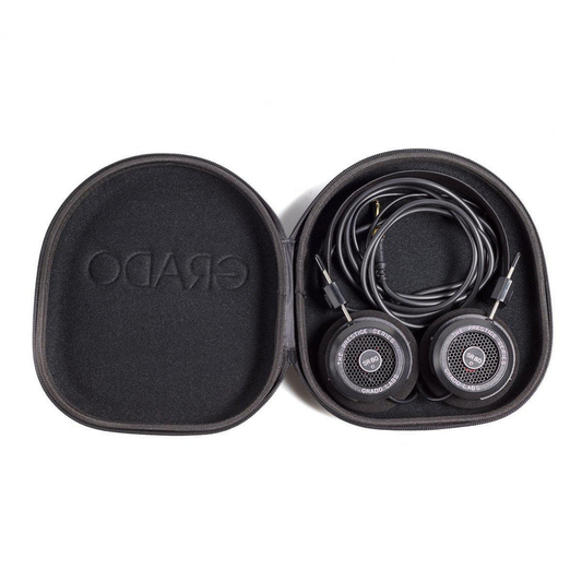 Grado Hartschalen-Kopfhörertasche Medium Draufsicht geöffnet mit eingelegtem Kopfhörer und Kabel