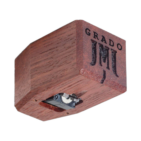 Grado Timbre Reference3 MI-Tonabnehmer High Output Schrägansicht mit Holzkörper und Diamantnadel