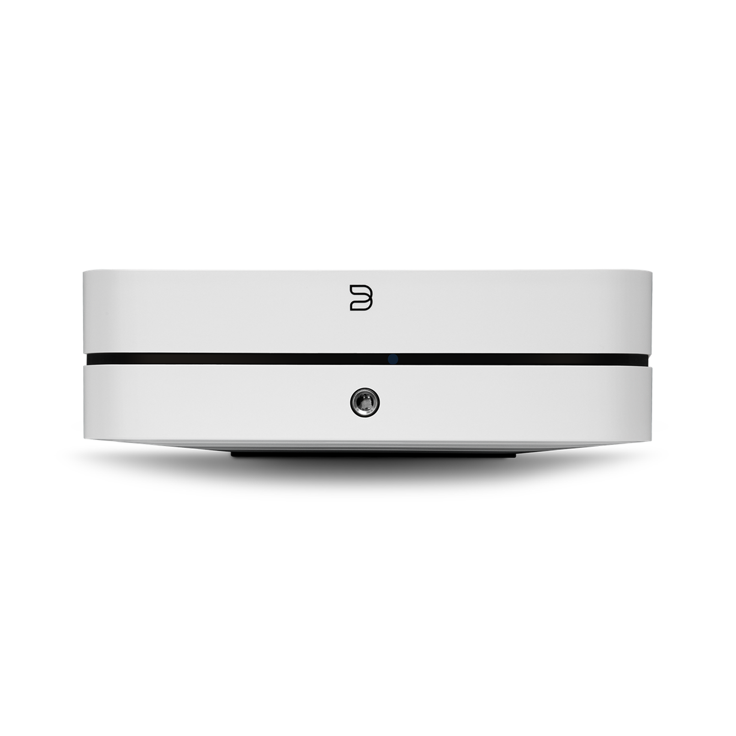 HiFi-Set Bluesound Powernode + Argon Forus 55 Weiss Frontansicht des Powernode mit Kopfhörerbuchse