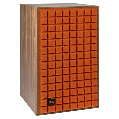JBL L82 Classic MKII Regallautsprecher orange Quadrex-Grill Dreiviertelansicht rechts