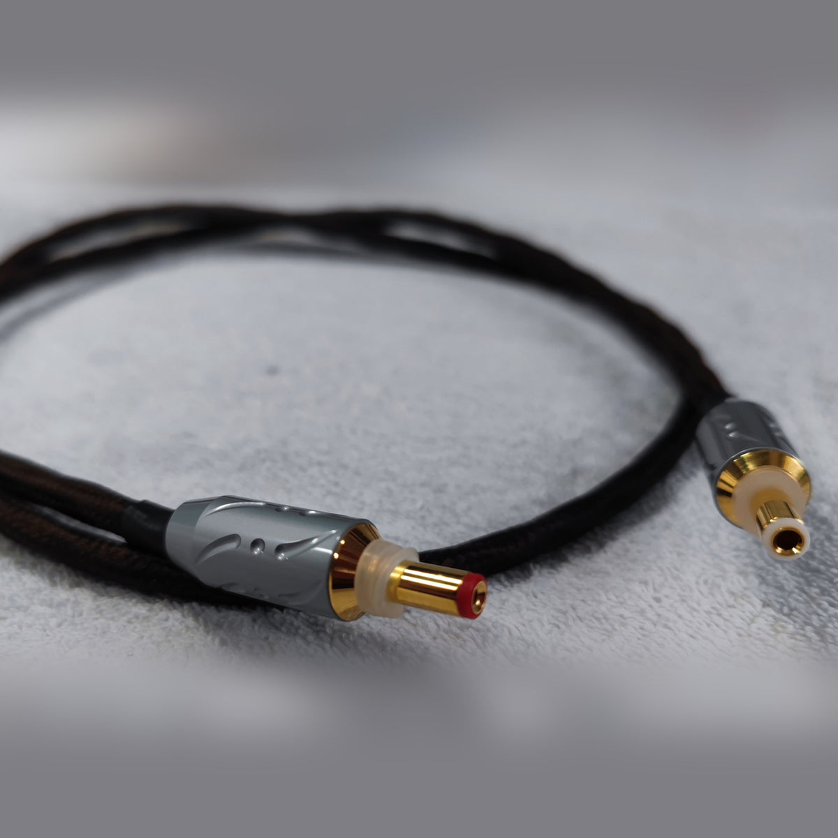 KECES Premium DC-Kabel, 5,5/2,5 auf 5,5/2,1 mm – Produktfoto