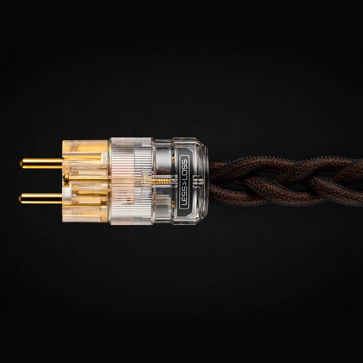 LessLoss C-MARC Classic Netzkabel Detailansicht Schuko-Netzstecker IeGO Dreamworks und Geflecht