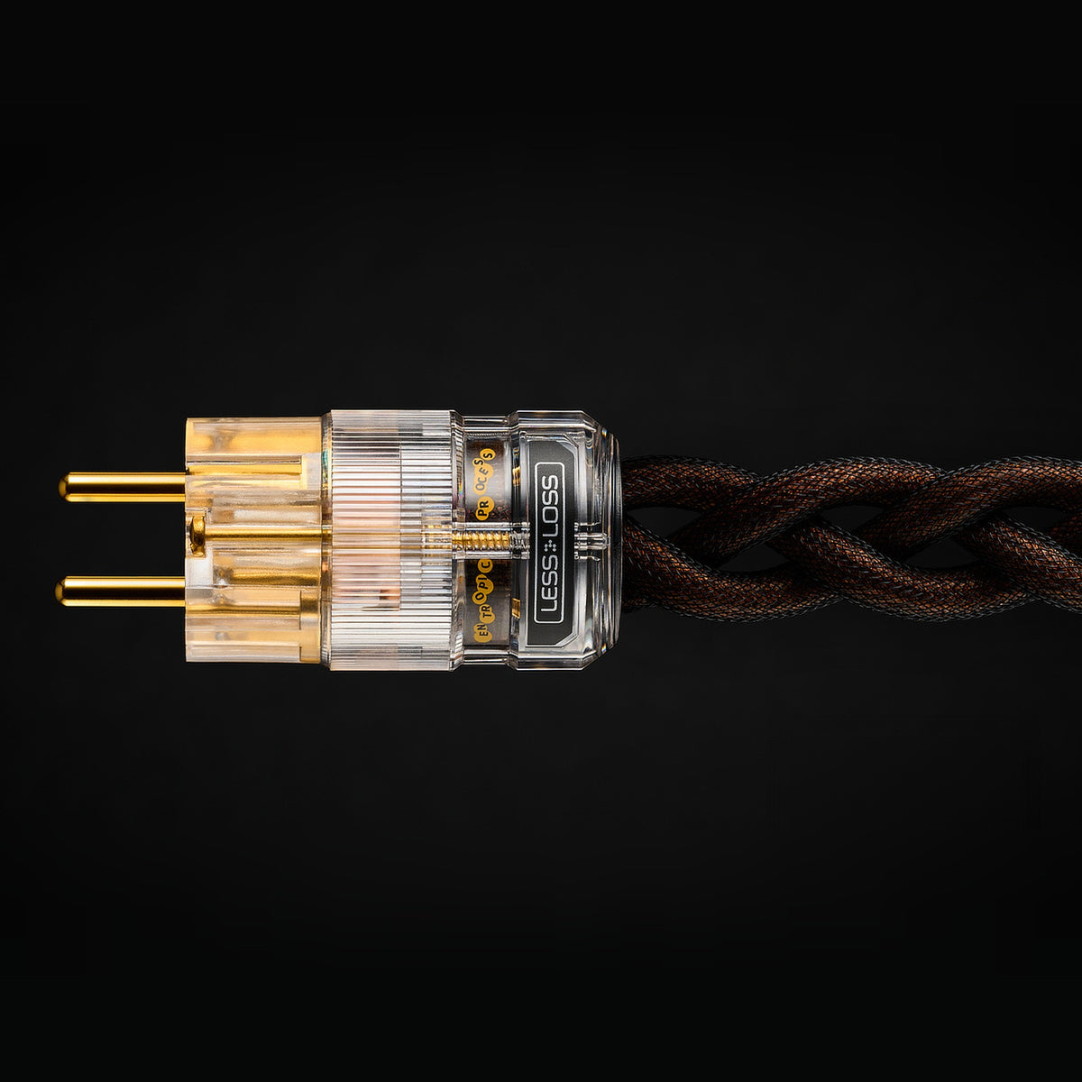 LessLoss C-MARC Stellar Double Entropic Netzkabel Detailansicht Schuko-Netzstecker und Geflecht