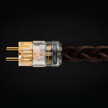 LessLoss C-MARC Stellar Double Entropic Netzkabel Detailansicht Schuko-Netzstecker und Geflecht