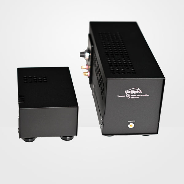 Line Magnetic LM-33LP Röhren-Phonovorstufe Schrägansicht