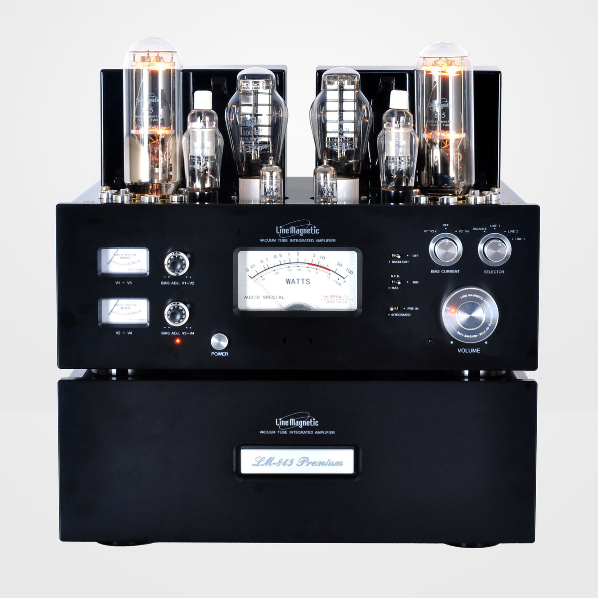 Line Magnetic LM-845 Premium Vollverstärker Frontansicht