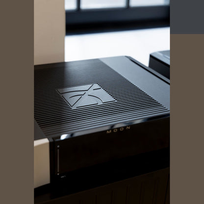 MOON 461 Stereo-Endstufe Compass Lifestyle 3 silber