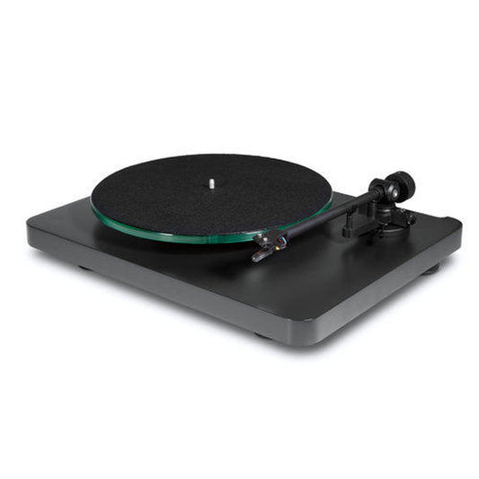NAD C558 Riemen-Plattenspieler Ortofon OM10 Glasteller Frontansicht