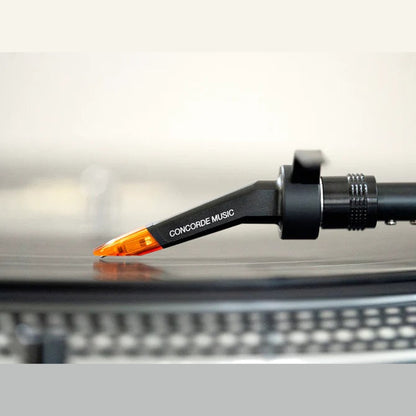 Ortofon Concorde Music Bronze MC-Tonabnehmer Lifestyle Nahaufnahme auf Technics Plattenspieler