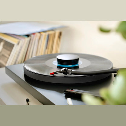Ortofon Concorde Music Red MM-Tonabnehmer Lifestyle auf Pro-Ject Plattenspieler