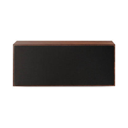 Paradigm Founder 70LCR Lautsprecher Frontansicht mit montierter Abdeckung liegend aufgestellt, Walnut