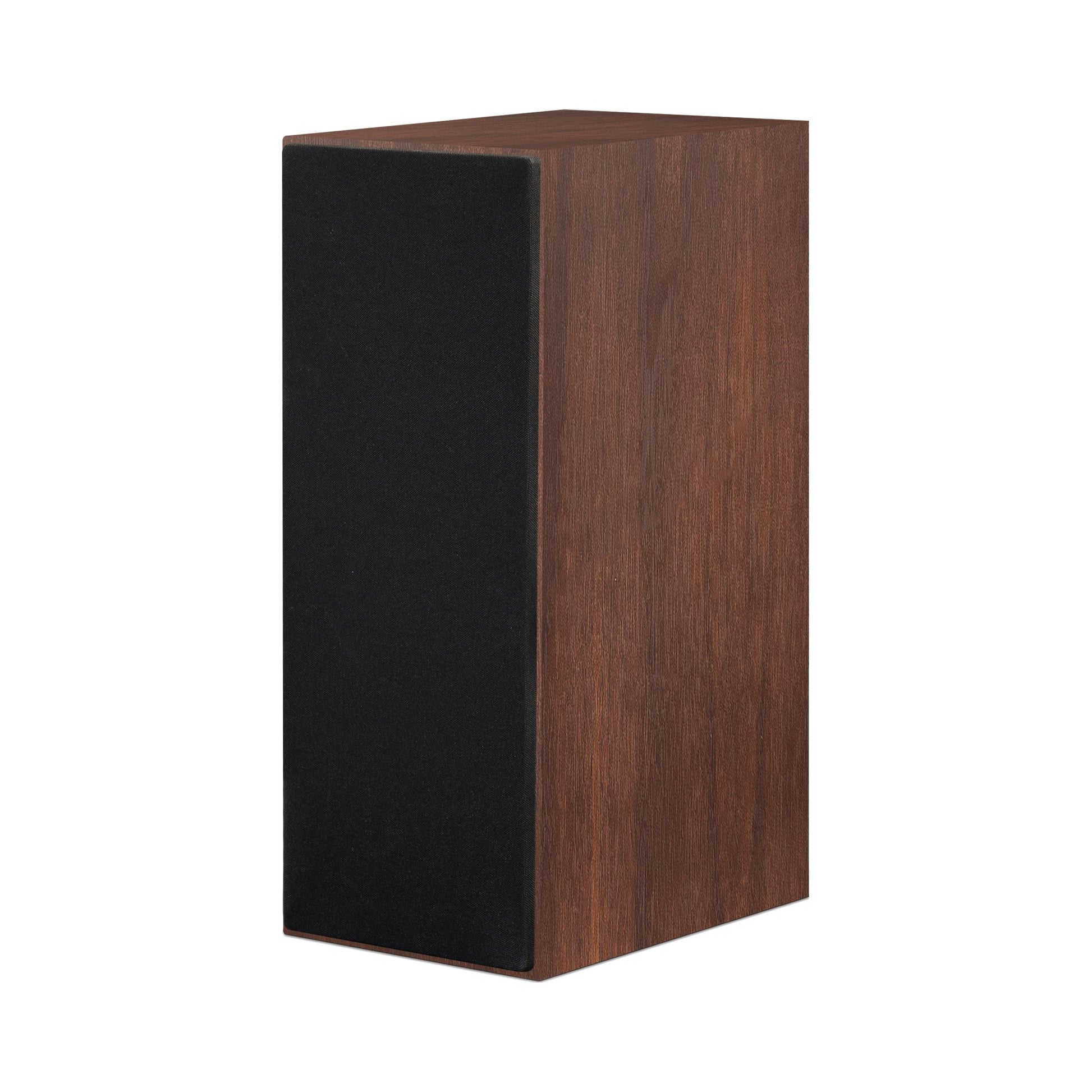 Paradigm Founder 70LCR Lautsprecher Schrägansicht mit montierter Abdeckung aufrecht aufgestellt, Walnut