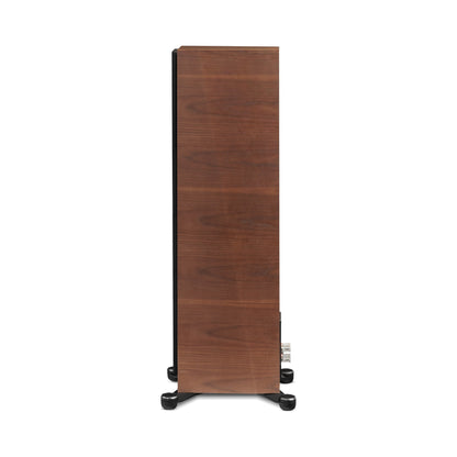 Paradigm Founder 80F Standlautsprecher Seitenansicht mit montierter Abdeckung, Walnut