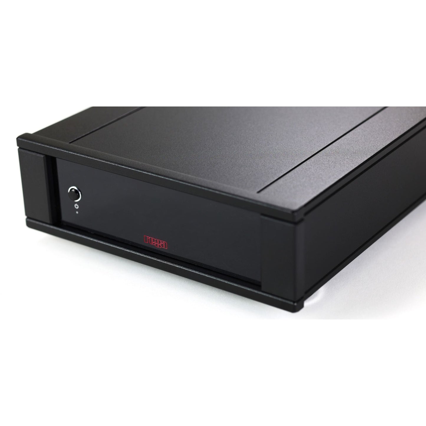 Rega AOS MC Phono-Vorverstärker Detailansicht Bedienelement und Logo