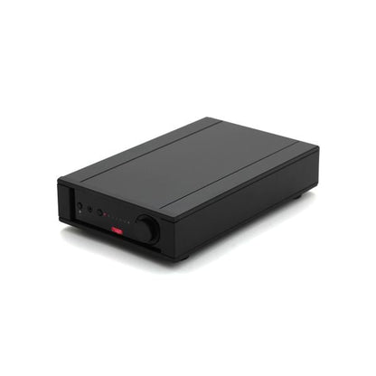Rega Brio MK7 Vollverstärker Schrägansicht