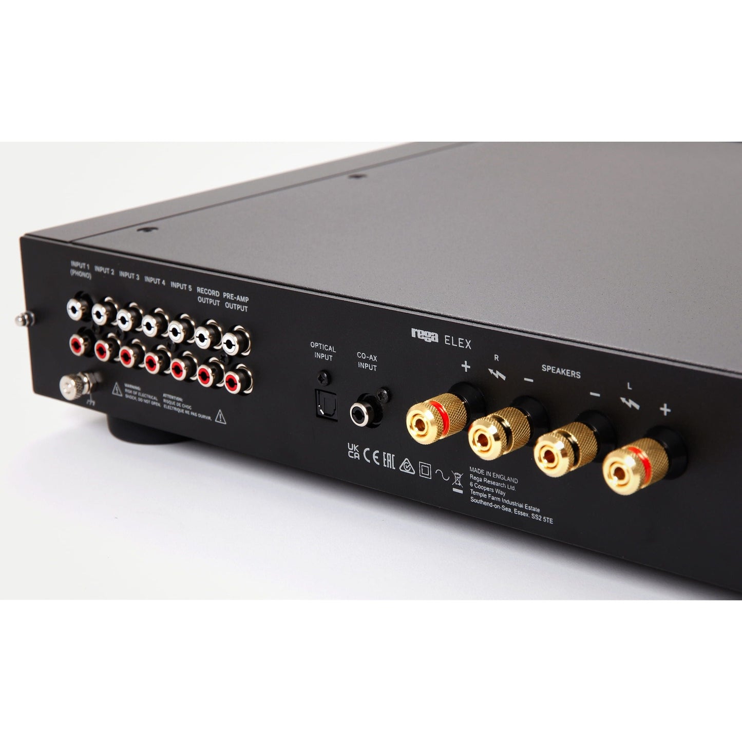 Rega Elex MK4 Vollverstärker Anschlussfeld Nahaufnahme optischer und koaxialer Eingang