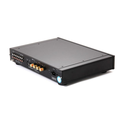 Rega Elex MK4 Vollverstärker Schrägansicht von hinten