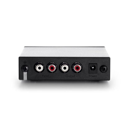 Rega Fono Mini A2D Phono-Vorverstärker mit USB, Rückansicht mit Ein- und Ausgängen