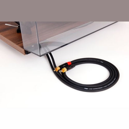 Rega Planar 2 Nd3 Plattenspieler Walnuss Lieferumfang Cinch-Kabel