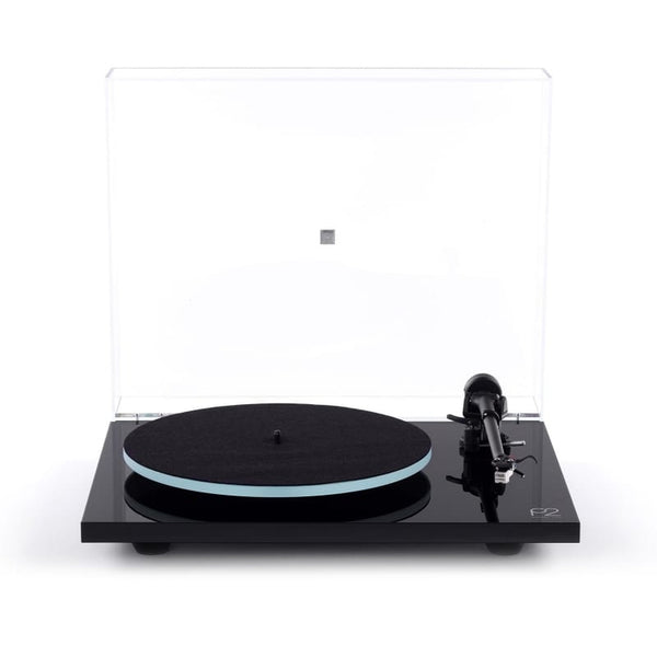 Rega Planar 2 Plattenspieler Schwarz Frontansicht mit Staubschutzhaube