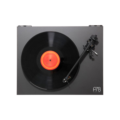Rega Planar 78 Plattenspieler Schwarz Draufsicht mit aufgelegter Schallplatte