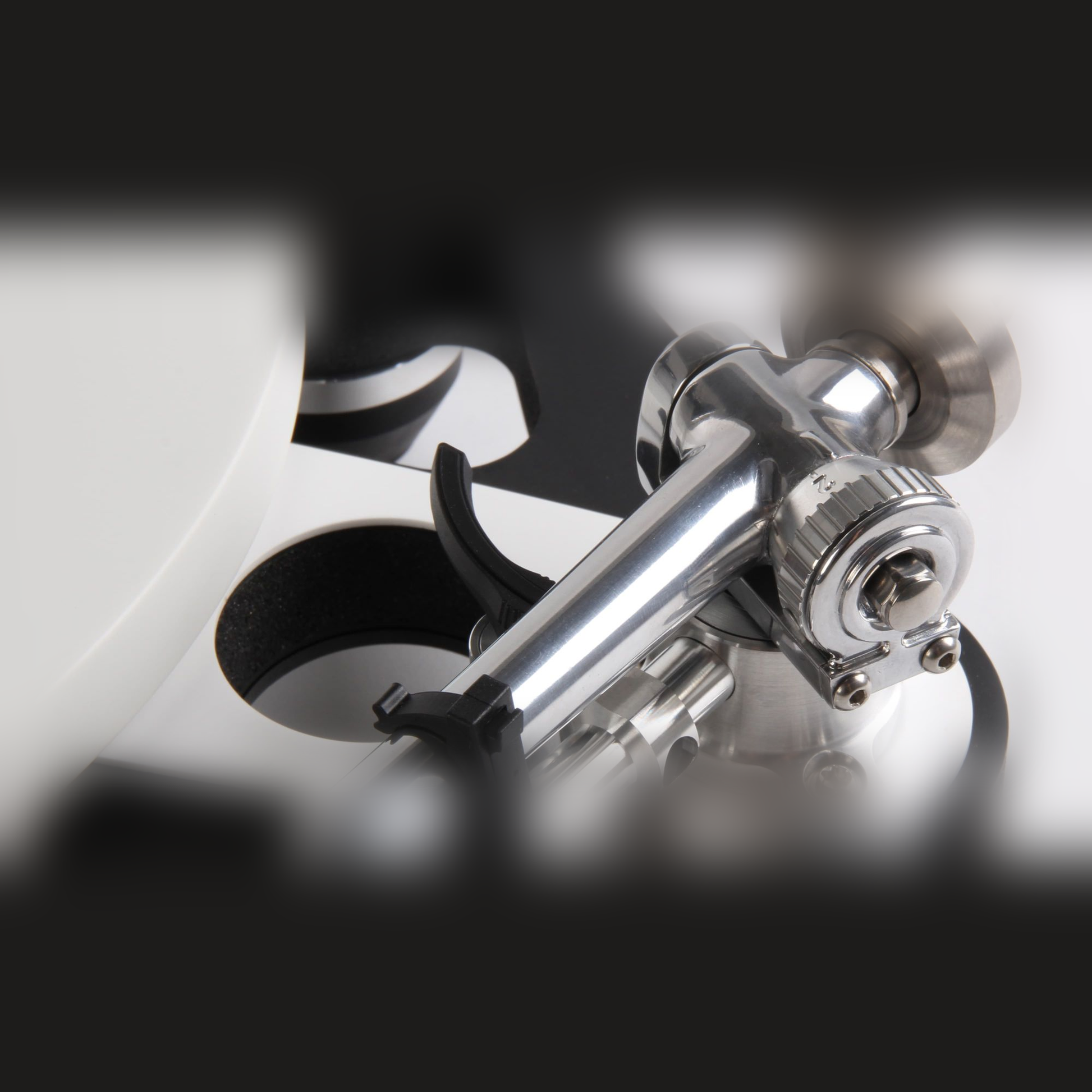Rega RB3000 Tonarm Detailansicht Antiskating-Einstellring