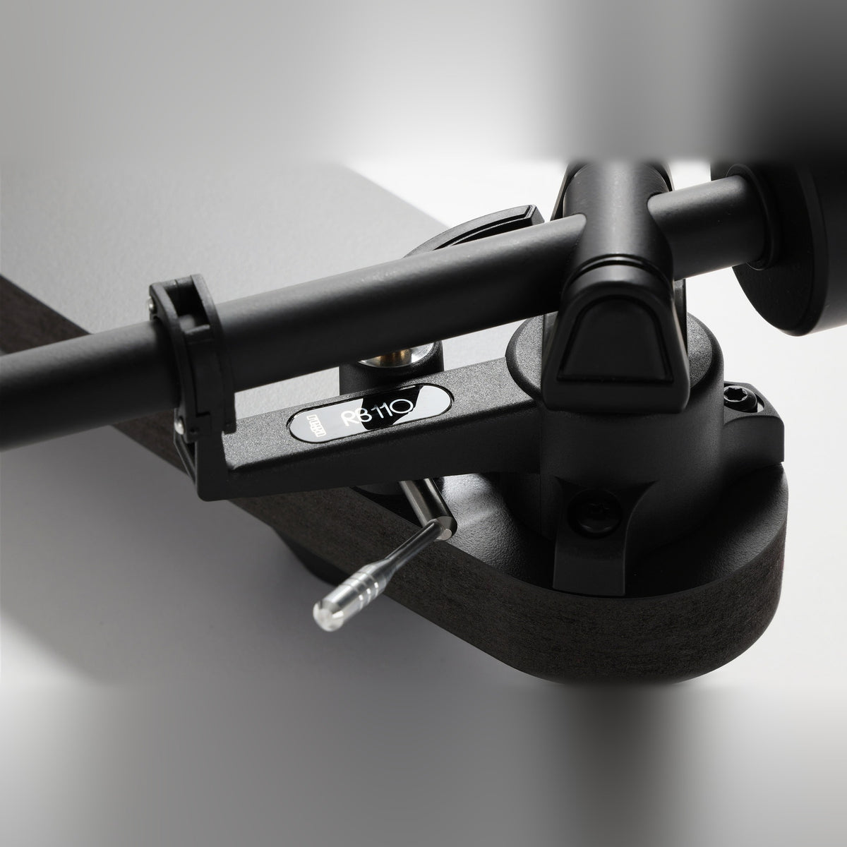 Rega Replay Plattenspieler mit Carbon-Tonabnehmer, Detailansicht 3