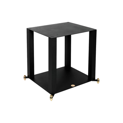 Revival Audio Atalante 5 Stand schwarz Schrägansicht mit Spikes und Bodenplatte