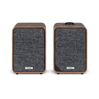Ruark MR1 Mk3 Aktivlautsprecher Nussbaum Frontansicht mit Stoffbespannung